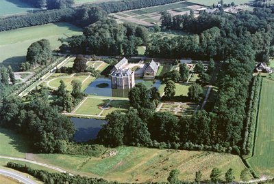 Luchtfoto van het kasteel door Unbekannt Unbekannt